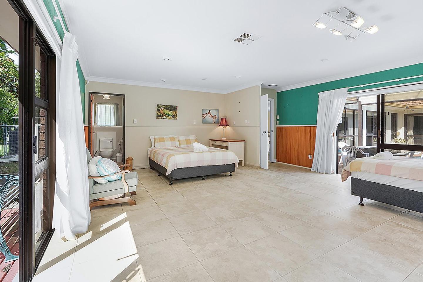 Wow, Spacious Home With A Pool Hamilton Exterior foto