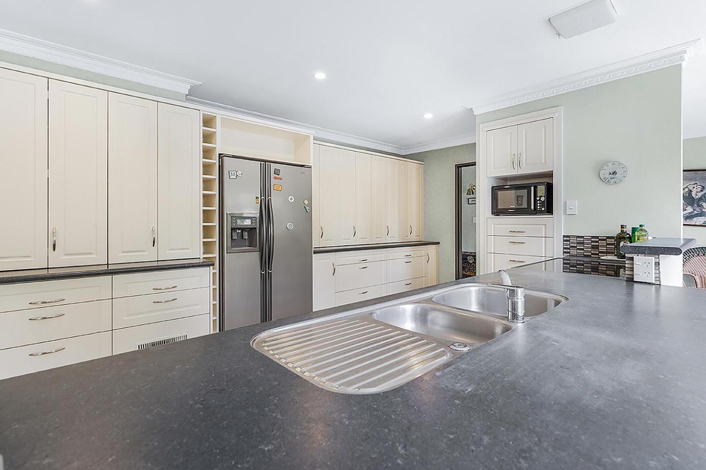 Wow, Spacious Home With A Pool Hamilton Exterior foto